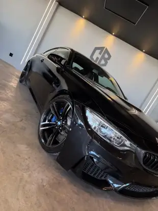 BMW-M4-2015