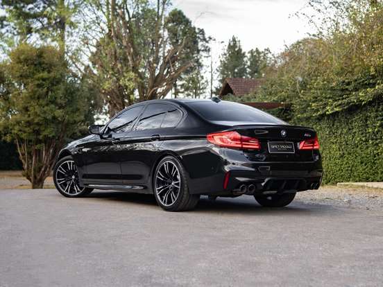 BMW-M5-2019