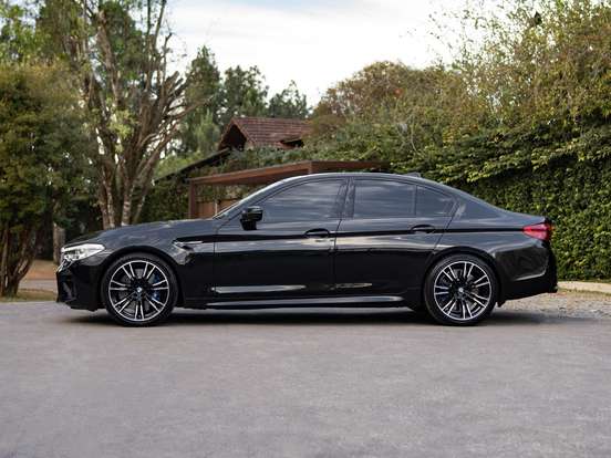 BMW-M5-4.4 V8 TWIN POWER M XDRIVE STEPTRONIC BMW-M5-2019