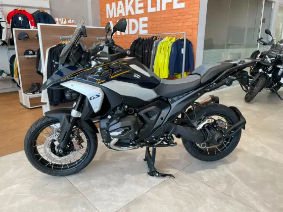 BMW R 1300 GS BMW R 1300 GS