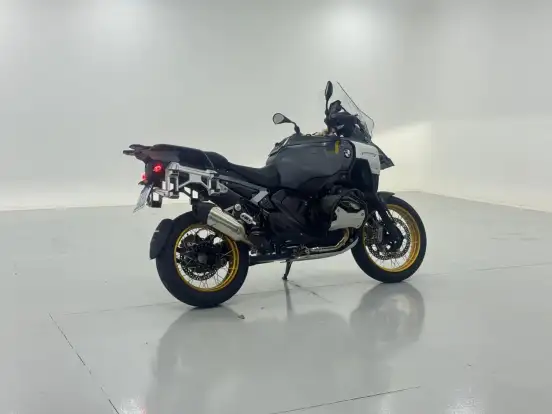 BMW-R 1300 GS BMW-R 1300 GS-2025