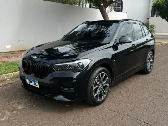 BMW X1 2.0 16V TURBO ACTIVEFLEX SDRIVE20I M SPORT 25 ANOS 4P AUTOMÁTICO BMW X1 2.0 16V TURBO ACTIVEFLEX SDRIVE20I M SPORT 25 ANOS 4P AUTOMÁTICO