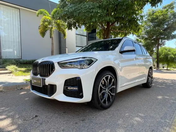 BMW X1 2.0 16V TURBO ACTIVEFLEX SDRIVE20I M SPORT 4P AUTOMÁTICO BMW X1 2.0 16V TURBO ACTIVEFLEX SDRIVE20I M SPORT 4P AUTOMÁTICO