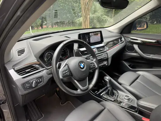 BMW-X1-2021