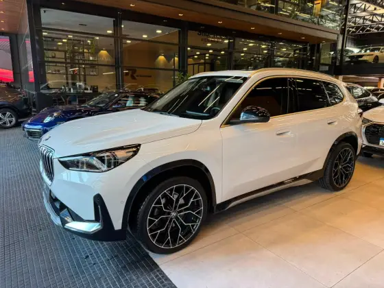 BMW X1 2.0 16V TURBO GASOLINA SDRIVE20I X-LINE STEPTRONIC BMW X1 2.0 16V TURBO GASOLINA SDRIVE20I X-LINE STEPTRONIC