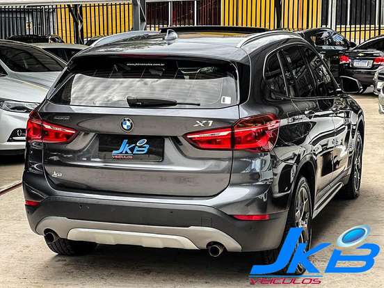 BMW-X1-2.0 16V TURBO ACTIVEFLEX SDRIVE20I 4P AUTOMÁTICO BMW-X1-2016