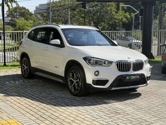 BMW-X1-2.0 16V TURBO ACTIVEFLEX SDRIVE20I X-LINE 4P AUTOMÁTICO BMW-X1-2017