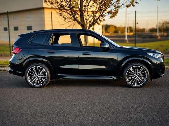 BMW-X1-2.0 16V TURBO GASOLINA SDRIVE20I X-LINE STEPTRONIC BMW-X1-2025
