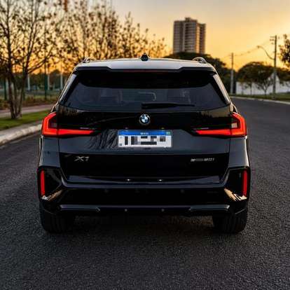 BMW-X1-2.0 16V TURBO GASOLINA SDRIVE20I X-LINE STEPTRONIC BMW-X1-2025