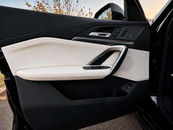 BMW-X1-2.0 16V TURBO GASOLINA SDRIVE20I X-LINE STEPTRONIC BMW-X1-2025