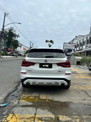 BMW-X3-2021