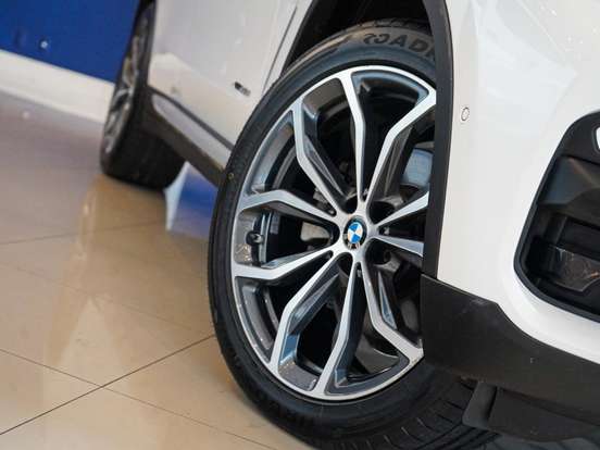BMW-X3-2.0 16V GASOLINA X LINE XDRIVE30I STEPTRONIC BMW-X3-2018