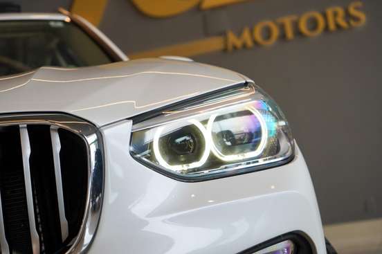 BMW-X3-2018