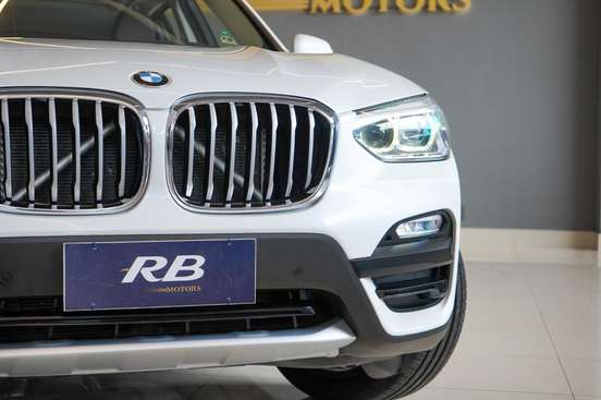 BMW-X3-2018