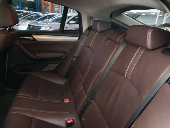 BMW-X4-2015