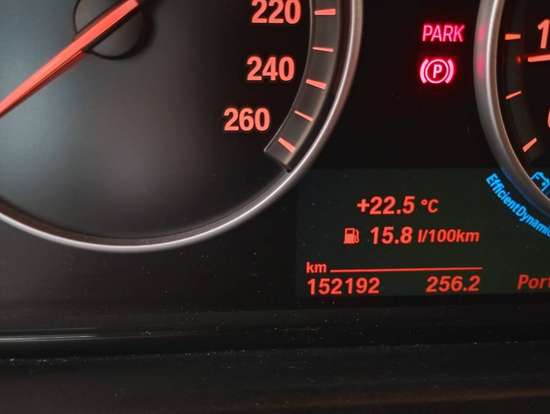 BMW-X4-2015