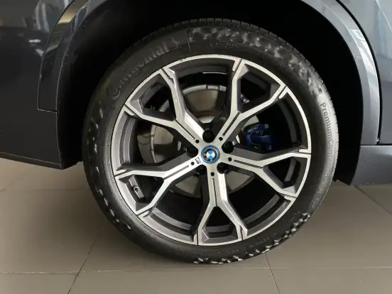 BMW-X5-3.0 I6 TURBO HÍBRIDO XDRIVE45E M SPORT AUTOMÁTICO BMW-X5-2021