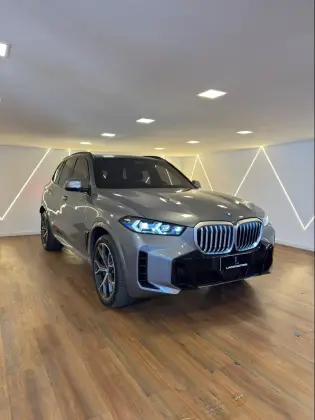 BMW X5 3.0 I6 TURBO HÍBRIDO XDRIVE50E M SPORT AUTOMÁTICO BMW X5 3.0 I6 TURBO HÍBRIDO XDRIVE50E M SPORT AUTOMÁTICO