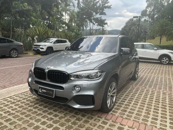 BMW X5 4.4 4X4 50I M SPORT V8 32V GASOLINA 4P AUTOMÁTICO BMW X5 4.4 4X4 50I M SPORT V8 32V GASOLINA 4P AUTOMÁTICO