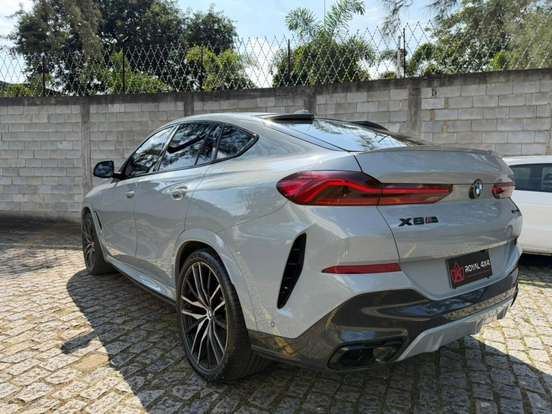 BMW-X6-3.0 TWINPOWER GASOLINA XDRIVE40I M SPORT AUTOMÁTICO BMW-X6-2024