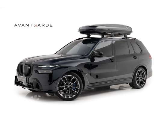 BMW-X7-2024