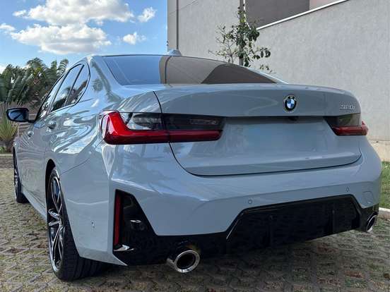 BMW-320i-2.0 16V TURBO FLEX M SPORT AUTOMÁTICO BMW-320i-2023