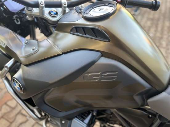 BMW-R 1250 GS ADVENTURE PREMIUM + EXCLUSIVE-2020