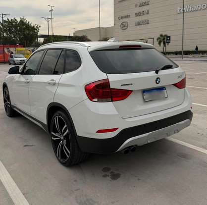 BMW-X1-2015