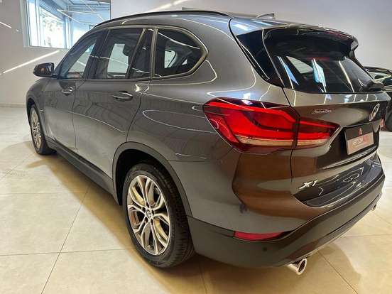 BMW-X1-2.0 16V TURBO ACTIVEFLEX SDRIVE20I X-LINE 4P AUTOMÁTICO BMW-X1-2021