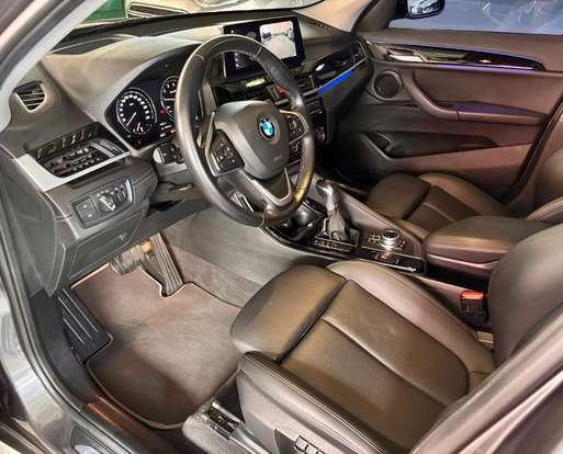 BMW-X1-2021