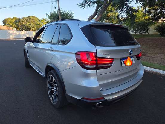 BMW-X5-3.0 FULL 4X4 35I 6 CILINDROS 24V GASOLINA 4P AUTOMÁTICO BMW-X5-2014