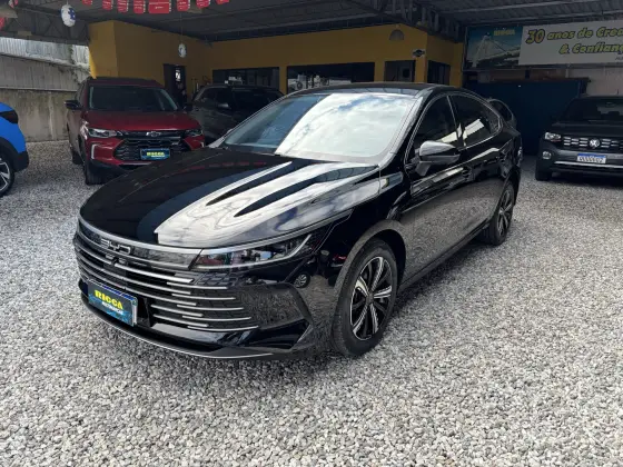 BYD KING 1.5 DM-I PHEV GS AUTOMÁTICO BYD KING 1.5 DM-I PHEV GS AUTOMÁTICO