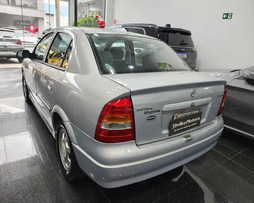 CHEVROLET-ASTRA-2001