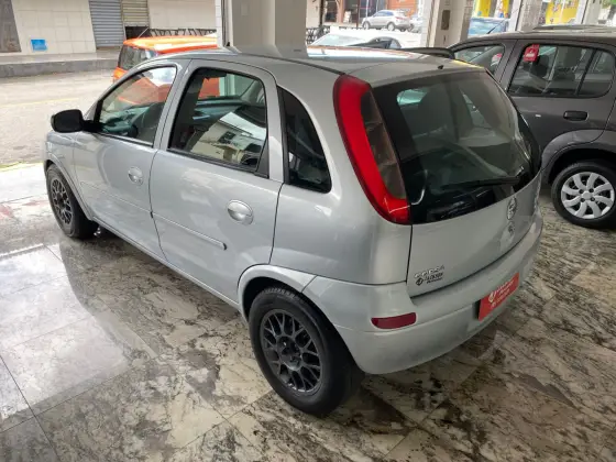 CHEVROLET CORSA 1.0 MPFI JOY 8V GASOLINA 4P MANUAL CHEVROLET CORSA 1.0 MPFI JOY 8V GASOLINA 4P MANUAL