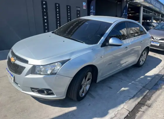 CHEVROLET CRUZE 1.8 LT 16V FLEX 4P AUTOMÁTICO CHEVROLET CRUZE 1.8 LT 16V FLEX 4P AUTOMÁTICO