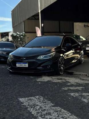 CHEVROLET-CRUZE-2017