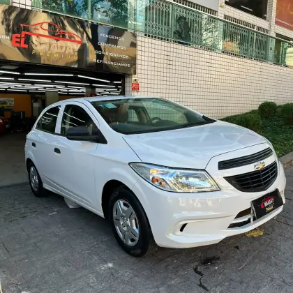CHEVROLET ONIX 1.0 MPFI LT 8V FLEX 4P MANUAL CHEVROLET ONIX 1.0 MPFI LT 8V FLEX 4P MANUAL