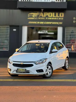 CHEVROLET ONIX 1.4 MPFI LT 8V FLEX 4P MANUAL CHEVROLET ONIX 1.4 MPFI LT 8V FLEX 4P MANUAL