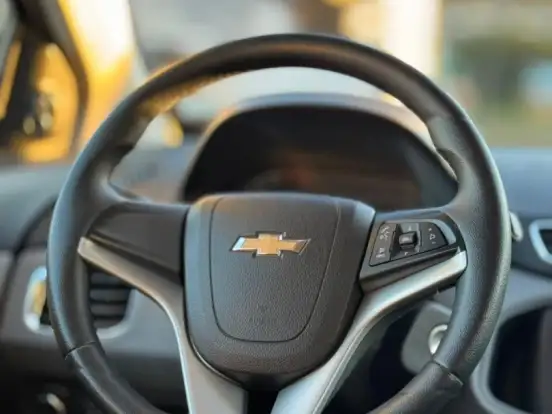 CHEVROLET-ONIX-1.4 MPFI LT 8V FLEX 4P MANUAL CHEVROLET-ONIX-2019