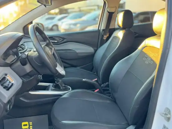CHEVROLET-ONIX-1.4 MPFI LT 8V FLEX 4P MANUAL CHEVROLET-ONIX-2019