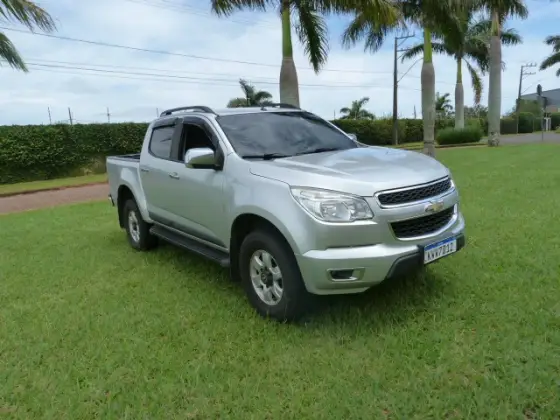 CHEVROLET S10 2.5 LT 4X2 CD 16V FLEX 4P MANUAL CHEVROLET S10 2.5 LT 4X2 CD 16V FLEX 4P MANUAL