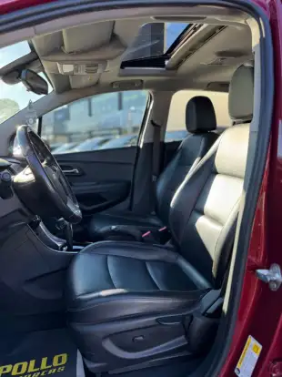 CHEVROLET-TRACKER-2019