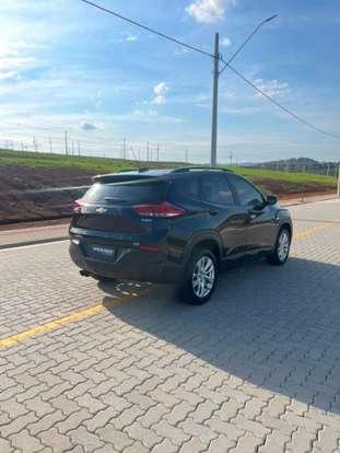 CHEVROLET-TRACKER-2021