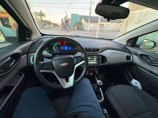 CHEVROLET-ONIX-1.4 MPFI LT 8V FLEX 4P MANUAL CHEVROLET-ONIX-2017