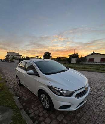 CHEVROLET-ONIX-2017