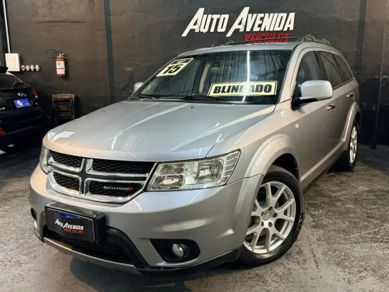 DODGE JOURNEY 3.6 RT V6 GASOLINA 4P AUTOMÁTICO DODGE JOURNEY 3.6 RT V6 GASOLINA 4P AUTOMÁTICO