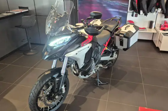 DUCATI MULTISTRADA 1200 V4 RALLY ADVENTURE 