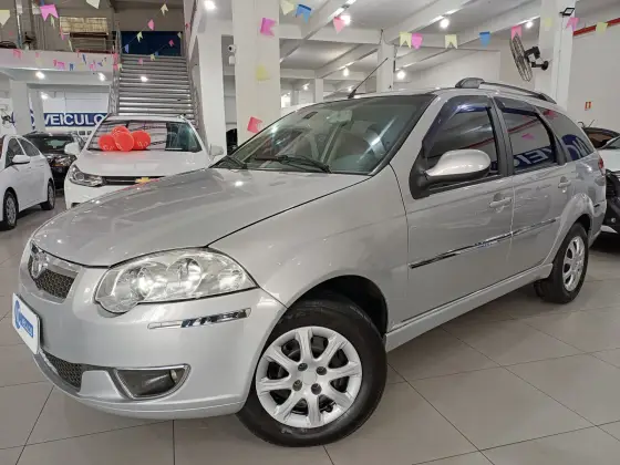 FIAT PALIO 1.4 MPI ATTRACTIVE WEEKEND 8V FLEX 4P MANUAL FIAT PALIO 1.4 MPI ATTRACTIVE WEEKEND 8V FLEX 4P MANUAL