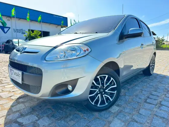 FIAT PALIO 1.6 MPI ESSENCE 16V FLEX 4P MANUAL FIAT PALIO 1.6 MPI ESSENCE 16V FLEX 4P MANUAL