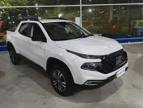 FIAT TORO 1.3 TURBO 270 FLEX FREEDOM AT6 FIAT TORO 1.3 TURBO 270 FLEX FREEDOM AT6